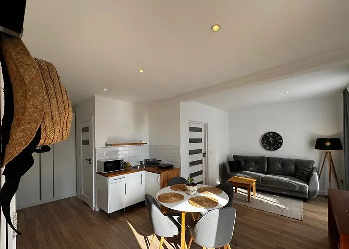 Koliber Bed & Breakfast Karwia